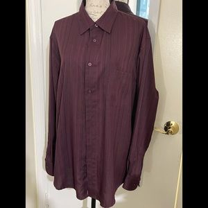 Haggar Mens Button Down Shirt size XL GC